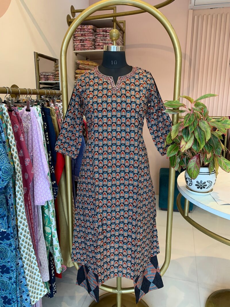"Jhanroka" Cotton Kurta with Pants (2pc) - Image 2