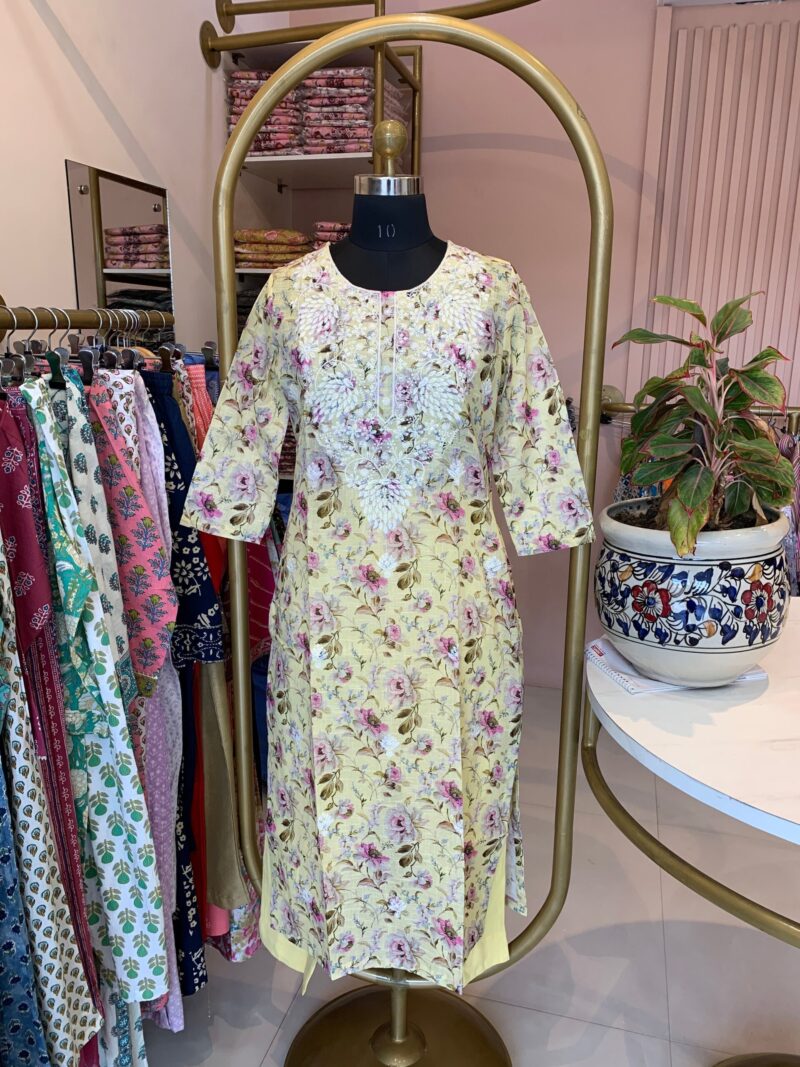 "Hira" Chikankari Kurta with Pants (2pc) - Image 2